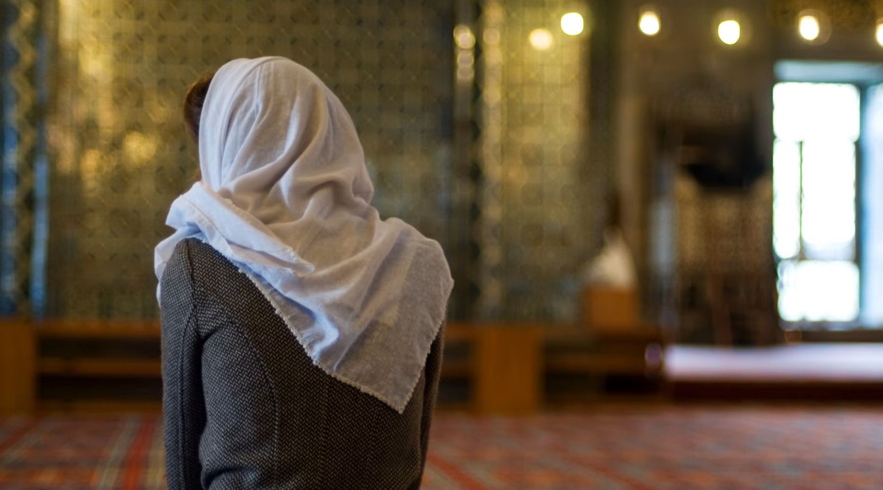 Doa Sakit Hati dalam Islam: Atasi Kedukaan dengan Percaya kepada Allah SWT