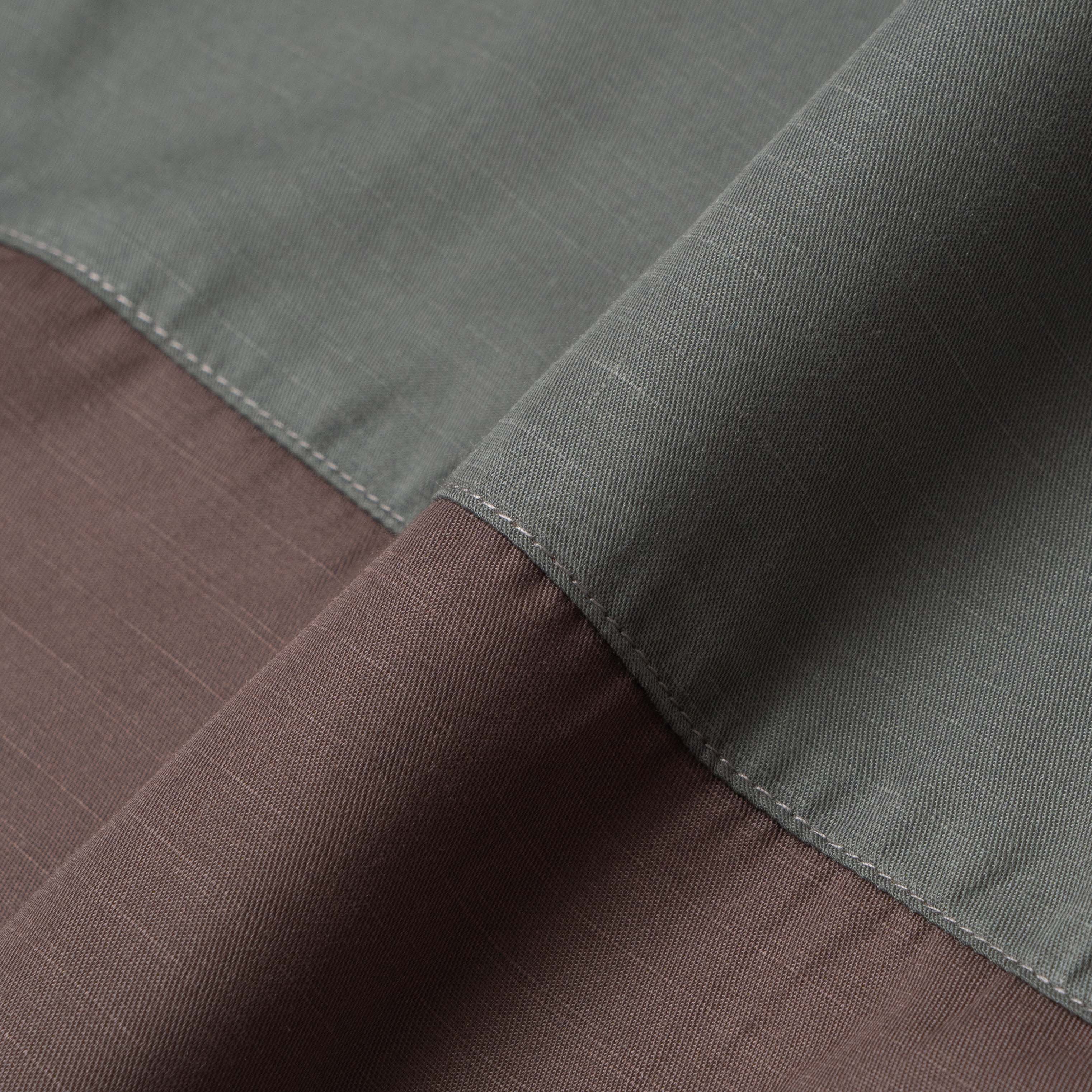 #color_grey two tone